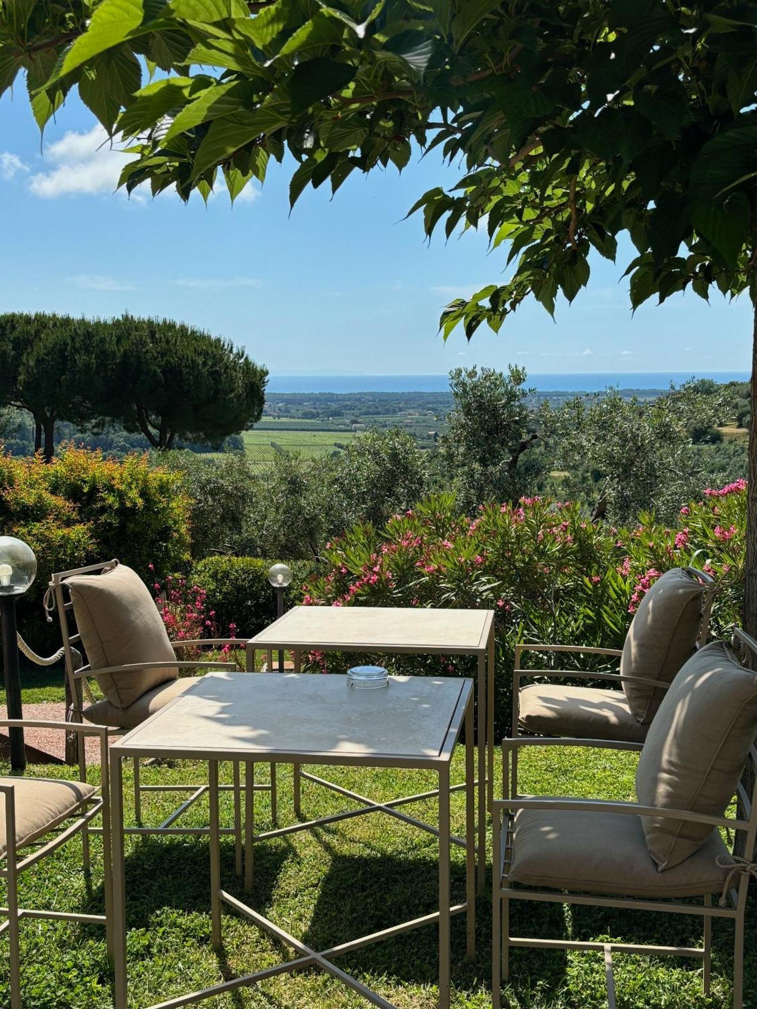 Relais Dei Molini Bed & Breakfast Castagneto Carducci Luaran gambar