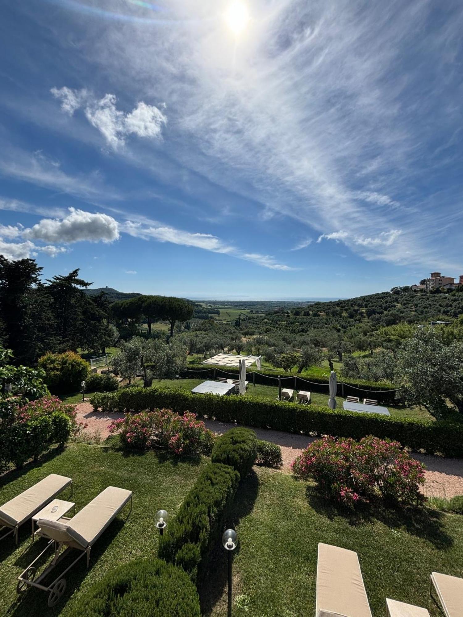Relais Dei Molini Bed & Breakfast Castagneto Carducci Luaran gambar
