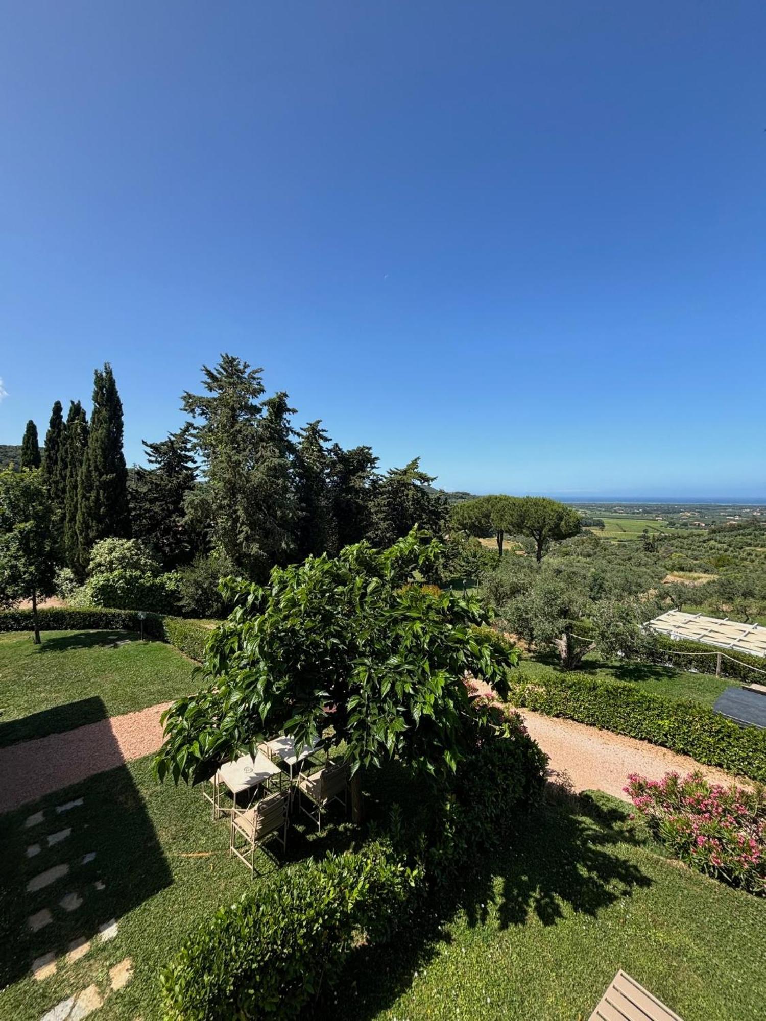 Relais Dei Molini Bed & Breakfast Castagneto Carducci Luaran gambar
