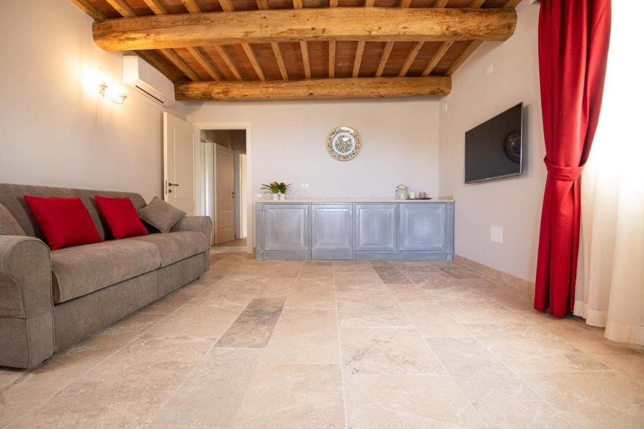Relais Dei Molini Bed & Breakfast Castagneto Carducci Luaran gambar