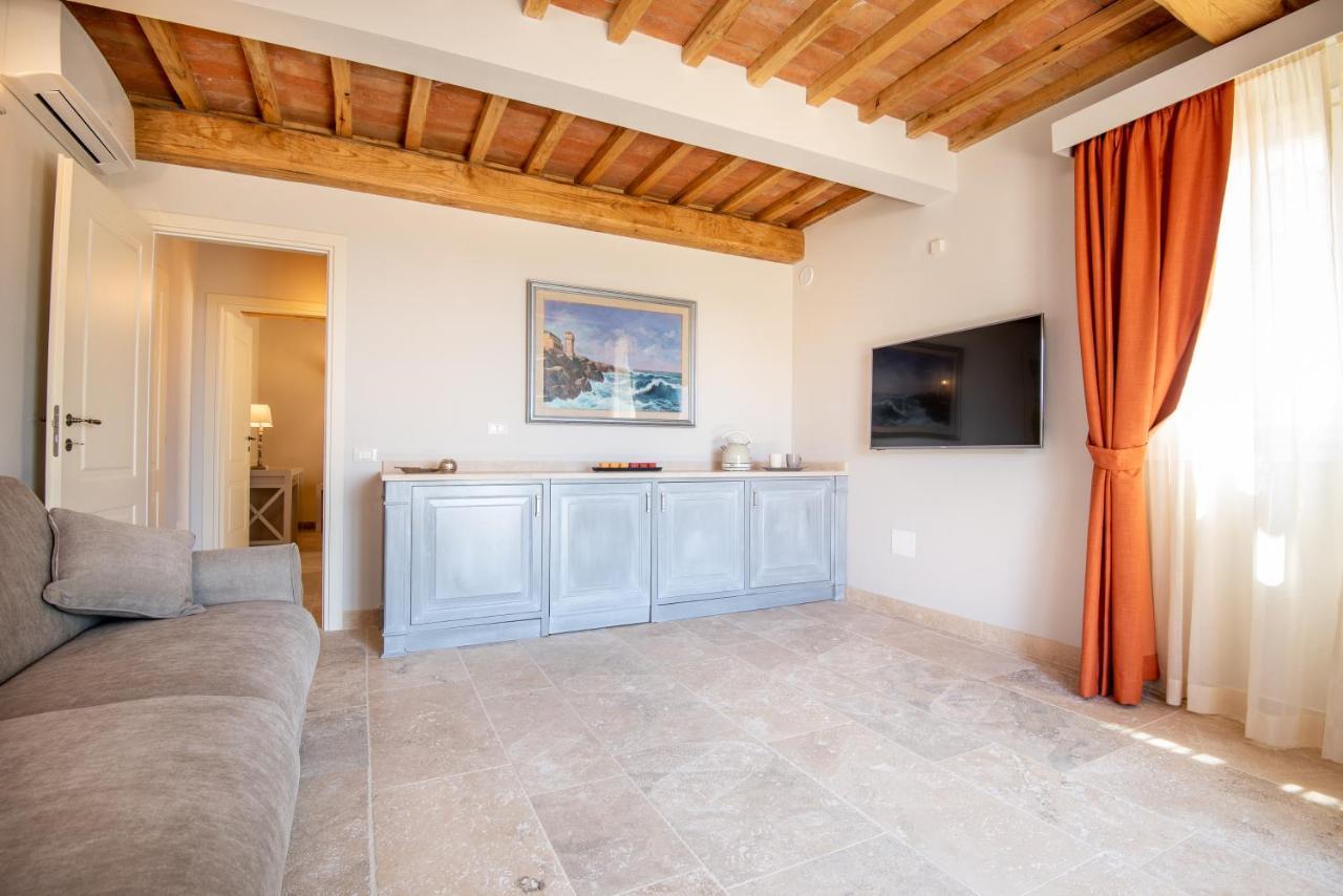Relais Dei Molini Bed & Breakfast Castagneto Carducci Luaran gambar